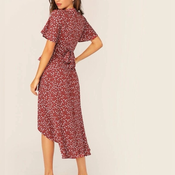 Floral Flutter Sleeve Crop Top & Wrap Knot Skirt Set - Picture 4 of 5